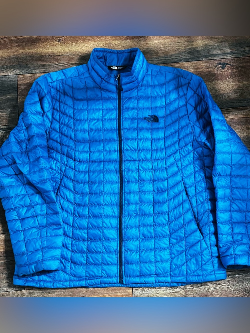 The North Face Men’s Blue Quilted Full Zip Puffer Jacket